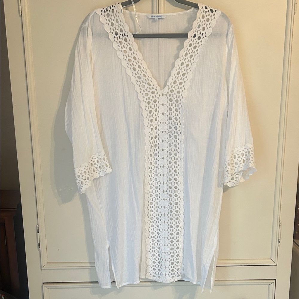 Blue Island White Textured beach cover up